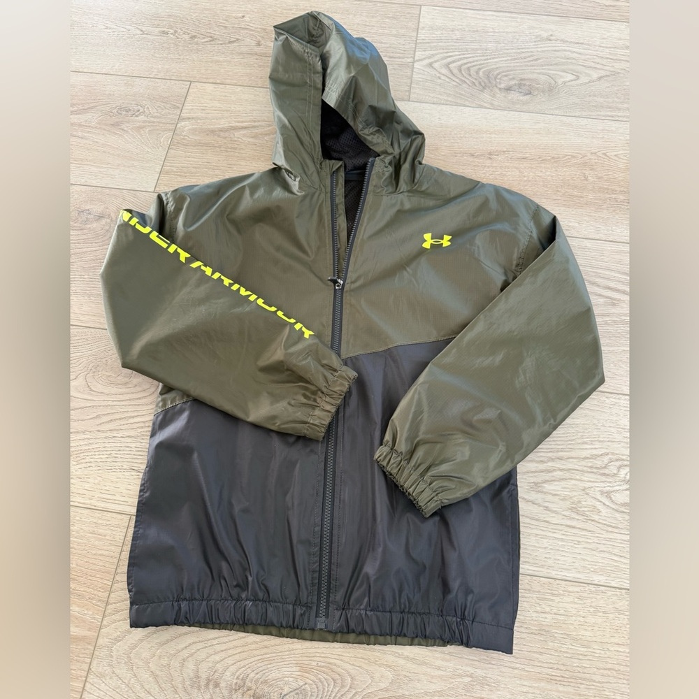 NEW UA Under Armour Boys Wintuck Hooded Zip Windbreaker Youth Green Large